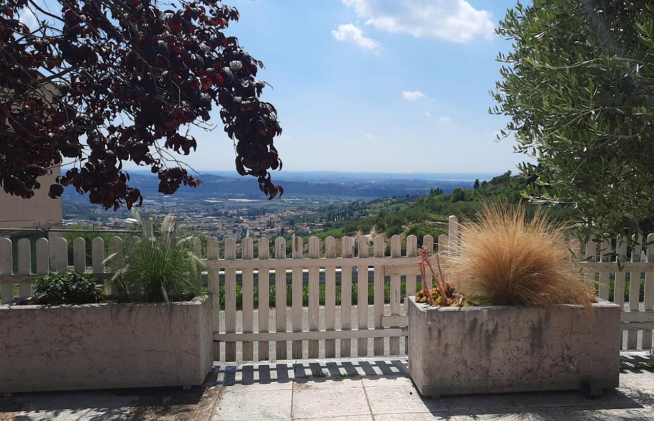 Panoramico10 Apartment With A View In Valpolicella SantʼAmbrogio di Valpolicella Dış mekan fotoğraf